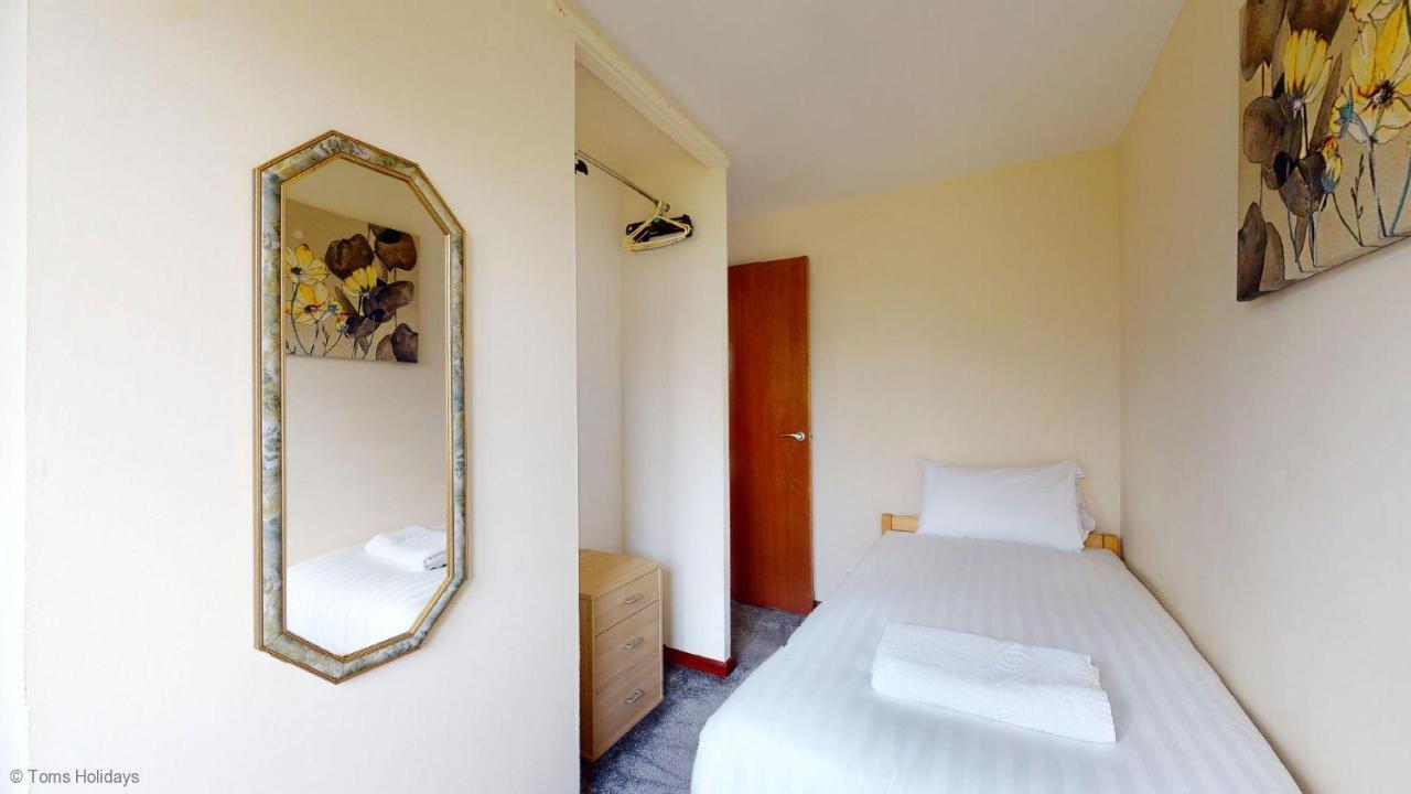 海尔39 Strawberry Hill, Tolroy Manor别墅 外观 照片